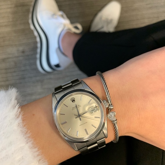 🥂 Meet your Posher, Sophie 🥂 - Picture 11 of 16